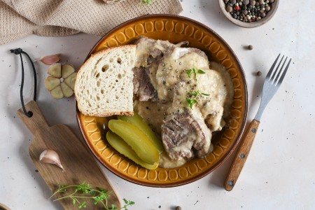 ozory wołowe w sosie chrzanowym